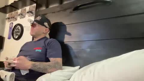 boner4you1994 online show from February 19, 2025, 10:56 am