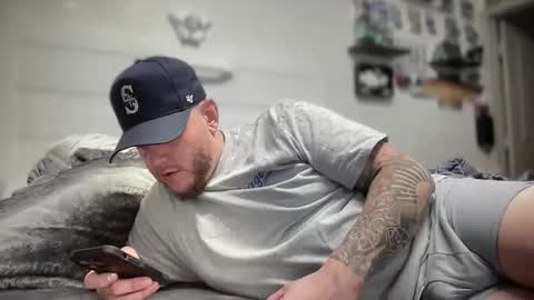 boner4you1994 online show from October 25, 2025, 9:39 am