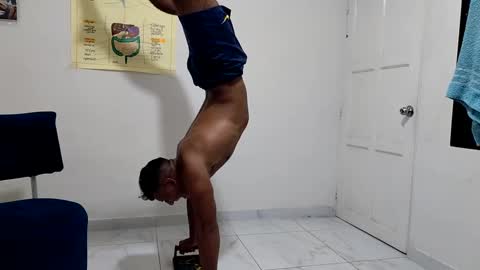 Snapshot of boner_steve chatting on September 24, 2025, 12:25 am Boner Steve online show from September 24, 2025, 12:25 am