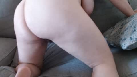 bongmamabear online show from June 7, 2026, 6:33 pm