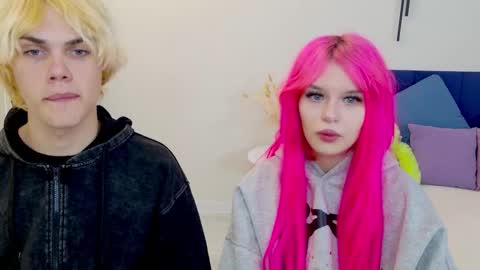 Jessy  Mark online show from October 8, 2025, 5:10 pm