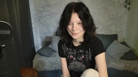 Jessy  Mark online show from April 4, 2026, 5:06 am