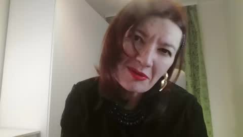 Snapshot of bonnie_naughtyy chatting on February 7, 2026, 4:00 pm Milena online show from February 7, 2026, 4:00 pm