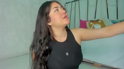 Bonnie online show from December 5, 2025, 6:15 pm