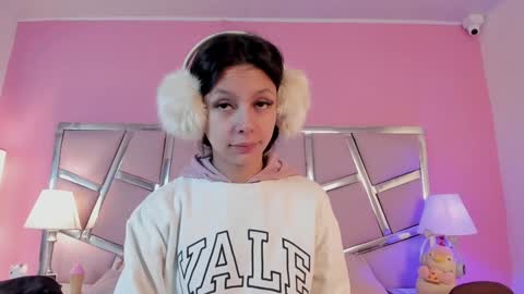 Bonnie  online show from December 28, 2024, 12:24 pm