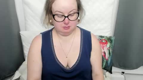 Bonnie online show from February 7, 2026, 9:02 am