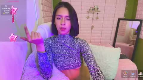 Bonnie  online show from January 23, 2025, 1:45 pm