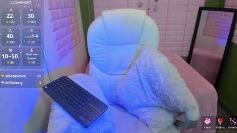 Bonnie  online show from February 7, 2025, 11:55 pm