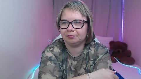 Snapshot of bonnnyboobsy chatting on May 9, 2026, 12:21 pm bonnnyboobsy online show from May 9, 2026, 12:21 pm