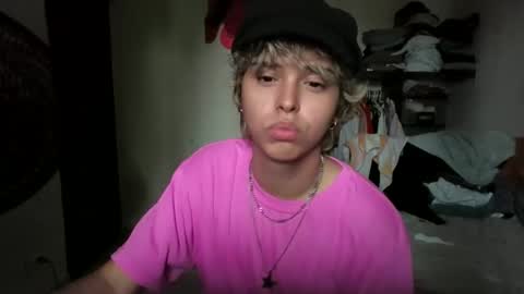 Snapshot of bonny_cum chatting on February 2, 2026, 8:18 pm bonny_cum online show from February 2, 2026, 8:18 pm