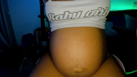 Snapshot of bonny_ebony1 chatting on December 23, 2024, 10:55 pm Bonny online show from December 23, 2024, 10:55 pm