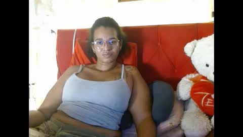 Queen Bon Vivantt online show from January 6, 2025, 4:13 pm