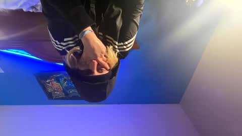 boobookittyfuxx online show from November 5, 2025, 8:03 am