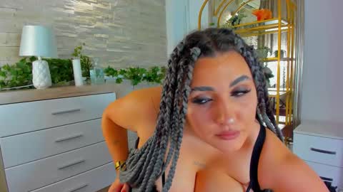 boobzilla_ online show from September 28, 2025, 7:41 pm
