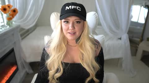 Miley online show from March 9, 2025, 12:21 am