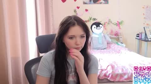 Milena online show from February 15, 2026, 7:51 am