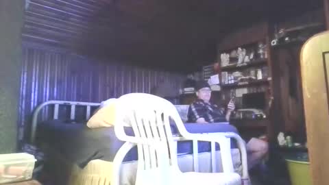 Booshwa online show from February 20, 2026, 7:03 pm