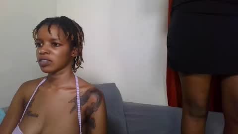 bootie_caramel online show from May 1, 2026, 12:43 pm