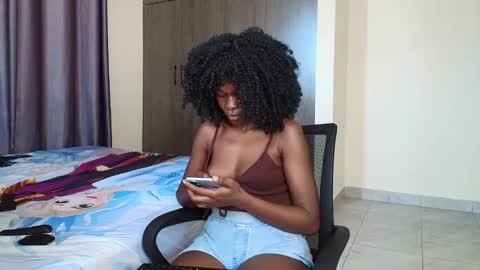 Heather online show from March 3, 2025, 8:05 am