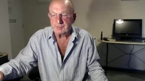 Snapshot of boppy21 chatting on March 2, 2025, 5:47 pm Boppy21 online show from March 2, 2025, 5:47 pm