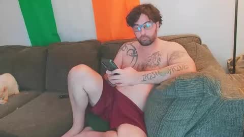 boredandirish21 online show from November 23, 2025, 6:19 pm