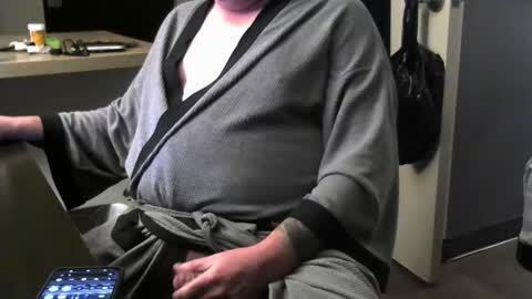 Snapshot of boredold235 chatting on December 1, 2025, 9:53 pm BoredOld235 online show from December 1, 2025, 9:53 pm