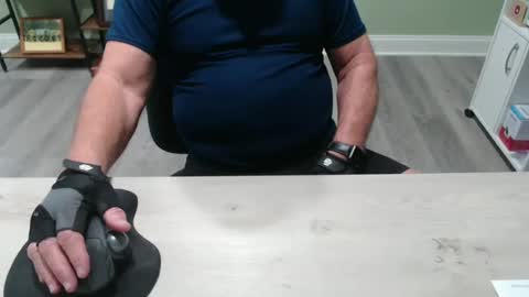 Snapshot of borntobebad2 chatting on January 4, 2025, 5:05 pm borntobebad2 online show from January 4, 2025, 5:05 pm