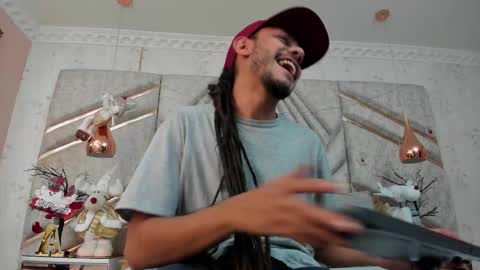 Boss online show from December 18, 2025, 1:06 pm