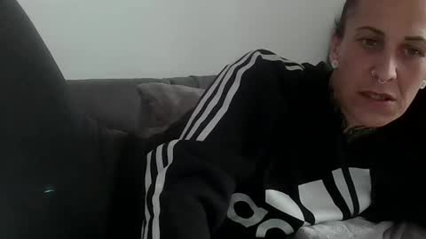 Snapshot of bosslady99 chatting on April 1, 2026, 2:14 pm Bosslady99 online show from April 1, 2026, 2:14 pm
