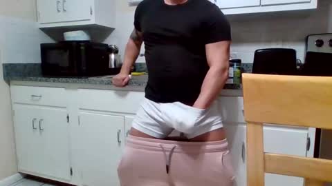 The Italian Boss  online show from February 8, 2025, 11:45 pm