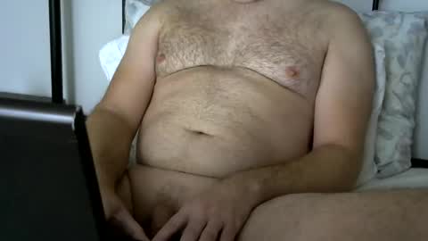 bostonguy79 online show from December 16, 2024, 2:05 pm