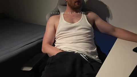 bottomtsinner online show from April 18, 2026, 10:21 pm