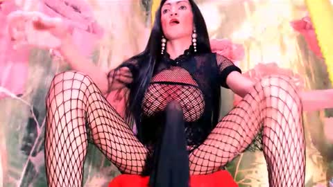 A M A N D A  MONSTERCOCK online show from September 19, 2025, 7:10 am