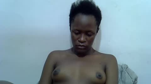 bouncy_vee online show from June 5, 2026, 11:27 am