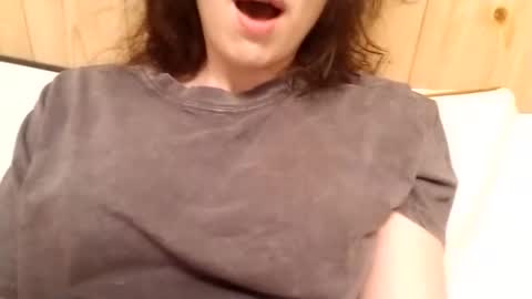 Bouncy Queen Majesty online show from September 17, 2025, 6:20 pm