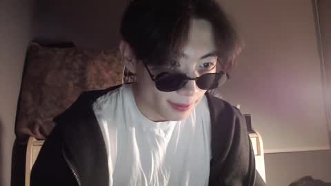 Snapshot of boxman556990 chatting on January 19, 2025, 12:28 pm boxman556990 online show from January 19, 2025, 12:28 pm