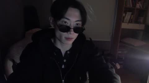 Snapshot of boxman556990 chatting on February 3, 2025, 7:40 am boxman556990 online show from February 3, 2025, 7:40 am