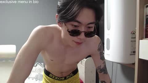 Snapshot of boxman556990 chatting on October 2, 2025, 5:42 pm boxman556990 online show from October 2, 2025, 5:42 pm