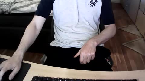 Snapshot of boy21yrs chatting on February 26, 2026, 3:55 pm boy21yrs online show from February 26, 2026, 3:55 pm