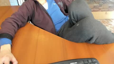 BoyApollon online show from October 15, 2025, 9:53 am