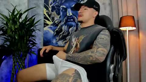 boyc02_ online show from October 12, 2025, 11:48 pm