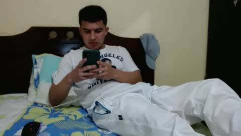 Snapshot of boyfit2023 chatting on December 6, 2024, 1:51 am boyfit2023 online show from December 6, 2024, 1:51 am