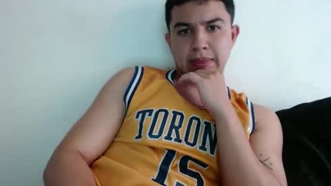 Snapshot of boyfit2023 chatting on December 10, 2024, 9:43 pm boyfit2023 online show from December 10, 2024, 9:43 pm