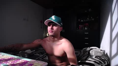 Snapshot of boylatin_777 chatting on February 4, 2026, 9:20 pm miguel online show from February 4, 2026, 9:20 pm