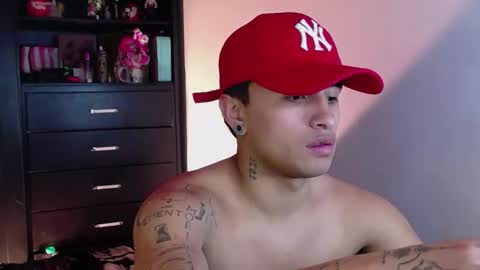 Snapshot of boylatin_777 chatting on February 19, 2026, 11:56 pm miguel online show from February 19, 2026, 11:56 pm