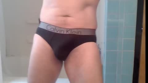 Snapshot of boynextdoor720 chatting on October 9, 2025, 5:22 pm BoyNextDoor online show from October 9, 2025, 5:22 pm