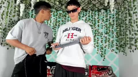 Snapshot of boys4hot_777 chatting on February 26, 2025, 1:21 am boys4hot_777 online show from February 26, 2025, 1:21 am