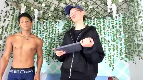 Snapshot of boys4hot_777 chatting on March 3, 2025, 7:39 pm boys4hot_777 online show from March 3, 2025, 7:39 pm