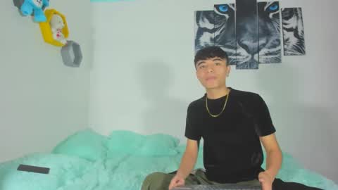 Snapshot of boys4hot_777 chatting on March 7, 2025, 3:49 pm boys4hot_777 online show from March 7, 2025, 3:49 pm