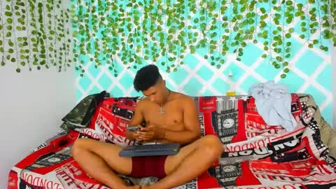 Snapshot of boys4hot_777 chatting on March 12, 2025, 1:47 am boys4hot_777 online show from March 12, 2025, 1:47 am